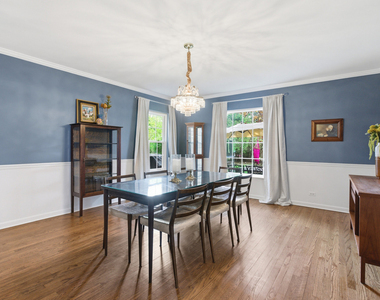 9343 Hamlin Avenue - Photo Thumbnail 7