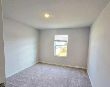 2665 Mourning Dove Drive - Photo Thumbnail 6