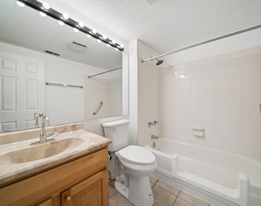 511 Aurora Avenue - Photo Thumbnail 13