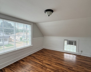 705 North Avenue - Photo Thumbnail 5