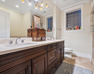 1640 W Belmont Avenue - Photo Thumbnail 16