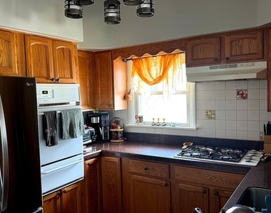 181 Rose Street - Photo Thumbnail 2