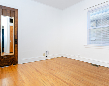 1033 Hayes Avenue - Photo Thumbnail 11