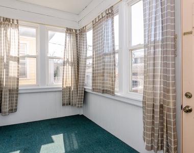 1033 Hayes Avenue - Photo Thumbnail 14