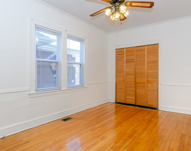 1033 Hayes Avenue - Photo Thumbnail 9