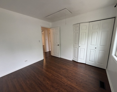 284 Hill Avenue - Photo Thumbnail 16