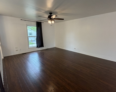 284 Hill Avenue - Photo Thumbnail 6