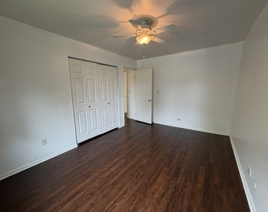 284 Hill Avenue - Photo Thumbnail 19