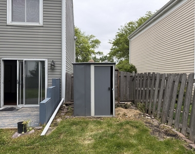 284 Hill Avenue - Photo Thumbnail 34