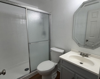 284 Hill Avenue - Photo Thumbnail 31