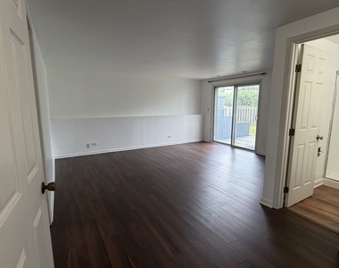 284 Hill Avenue - Photo Thumbnail 24