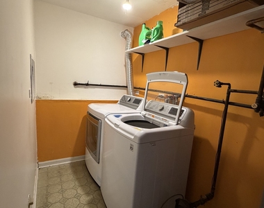 284 Hill Avenue - Photo Thumbnail 33