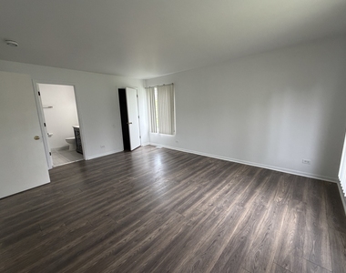 2354 Nantucket Lane - Photo Thumbnail 17