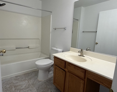 2354 Nantucket Lane - Photo Thumbnail 35