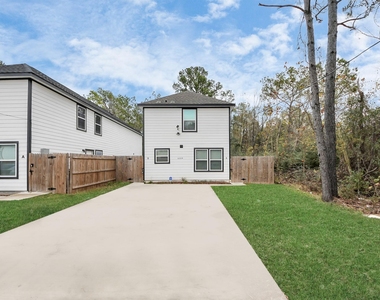 6004 Wedgefield Street - Photo Thumbnail 22