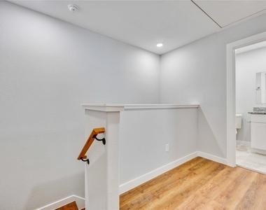 6004 Wedgefield Street - Photo Thumbnail 16