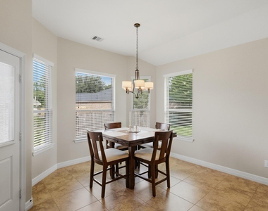 2002 Brodie Lane - Photo Thumbnail 16