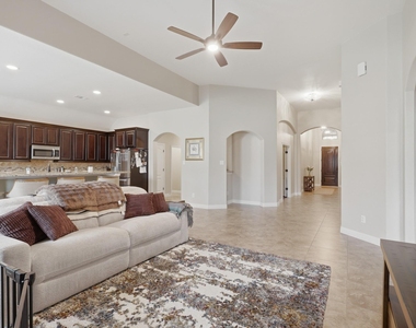 2002 Brodie Lane - Photo Thumbnail 12