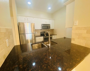 1919 Post Oak Park Dr Drive - Photo Thumbnail 3