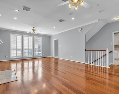 1417 W Webster Street - Photo Thumbnail 8