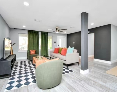 3318 Wichita Street - Photo Thumbnail 4