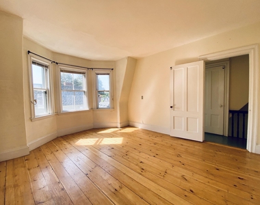 59 Manning - Photo Thumbnail 9