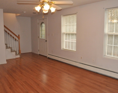 147 Highrock - Photo Thumbnail 7