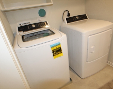 27802 Western Creek Court - Photo Thumbnail 14