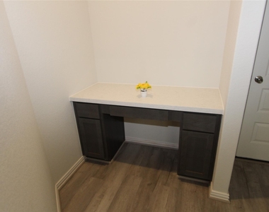 27802 Western Creek Court - Photo Thumbnail 36