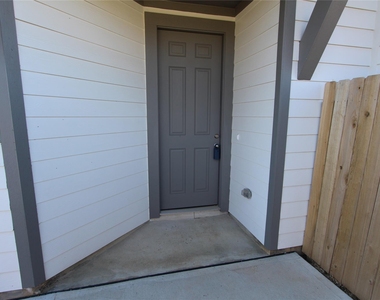 27802 Western Creek Court - Photo Thumbnail 23