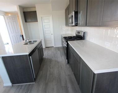 27802 Western Creek Court - Photo Thumbnail 24