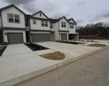 27802 Western Creek Court - Photo Thumbnail 41