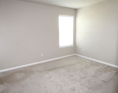 27802 Western Creek Court - Photo Thumbnail 7