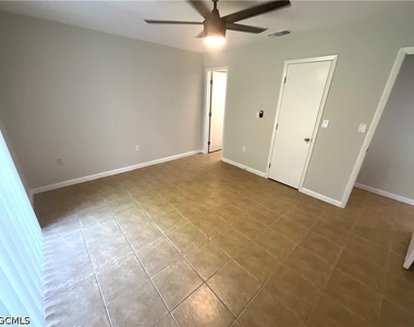 610 Se 13th Court - Photo Thumbnail 11