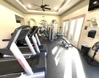 8870 Colonnades Court W - Photo Thumbnail 6