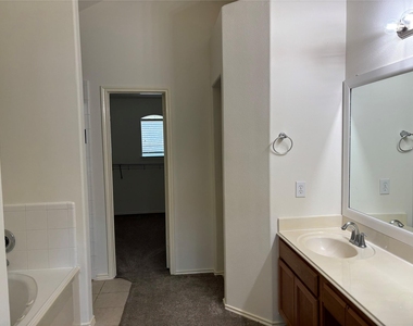 21223 Colton Cove Drive - Photo Thumbnail 43
