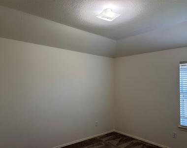 21223 Colton Cove Drive - Photo Thumbnail 34