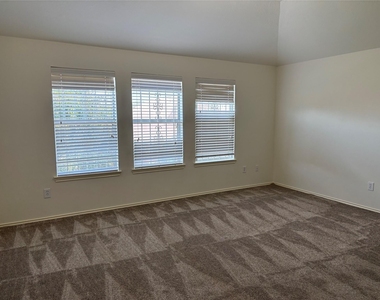 21223 Colton Cove Drive - Photo Thumbnail 14