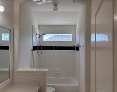 21223 Colton Cove Drive - Photo Thumbnail 32