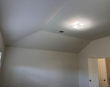 21223 Colton Cove Drive - Photo Thumbnail 35
