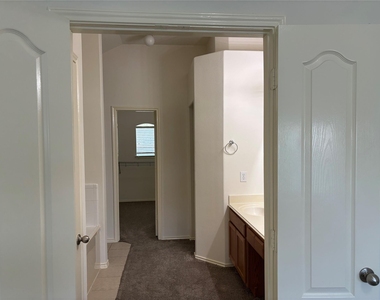 21223 Colton Cove Drive - Photo Thumbnail 37