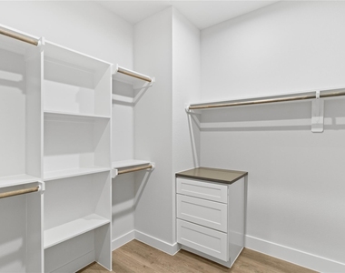 2508 Gray Street - Photo Thumbnail 20