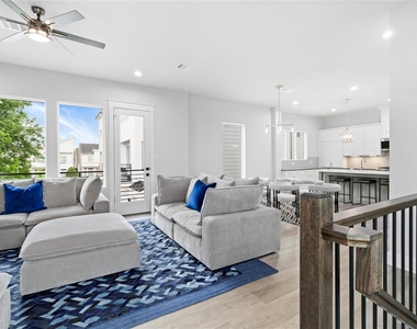 2508 Gray Street - Photo Thumbnail 9