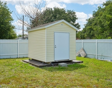 910 Richmond Avenue N - Photo Thumbnail 38