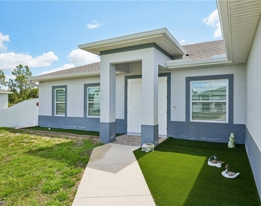 910 Richmond Avenue N - Photo Thumbnail 4