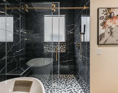18022 Dunoon Bay Point Court - Photo Thumbnail 24