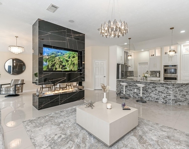 18022 Dunoon Bay Point Court - Photo Thumbnail 14