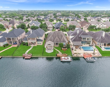 18022 Dunoon Bay Point Court - Photo Thumbnail 4