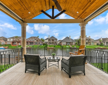18022 Dunoon Bay Point Court - Photo Thumbnail 35
