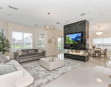 18022 Dunoon Bay Point Court - Photo Thumbnail 13